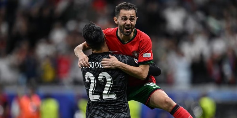 Pháp nhọc nhằn vào tứ kết gặp Bồ Đào Nha, Hà Lan khả năng cao tái đấu với Áo ở tứ kết