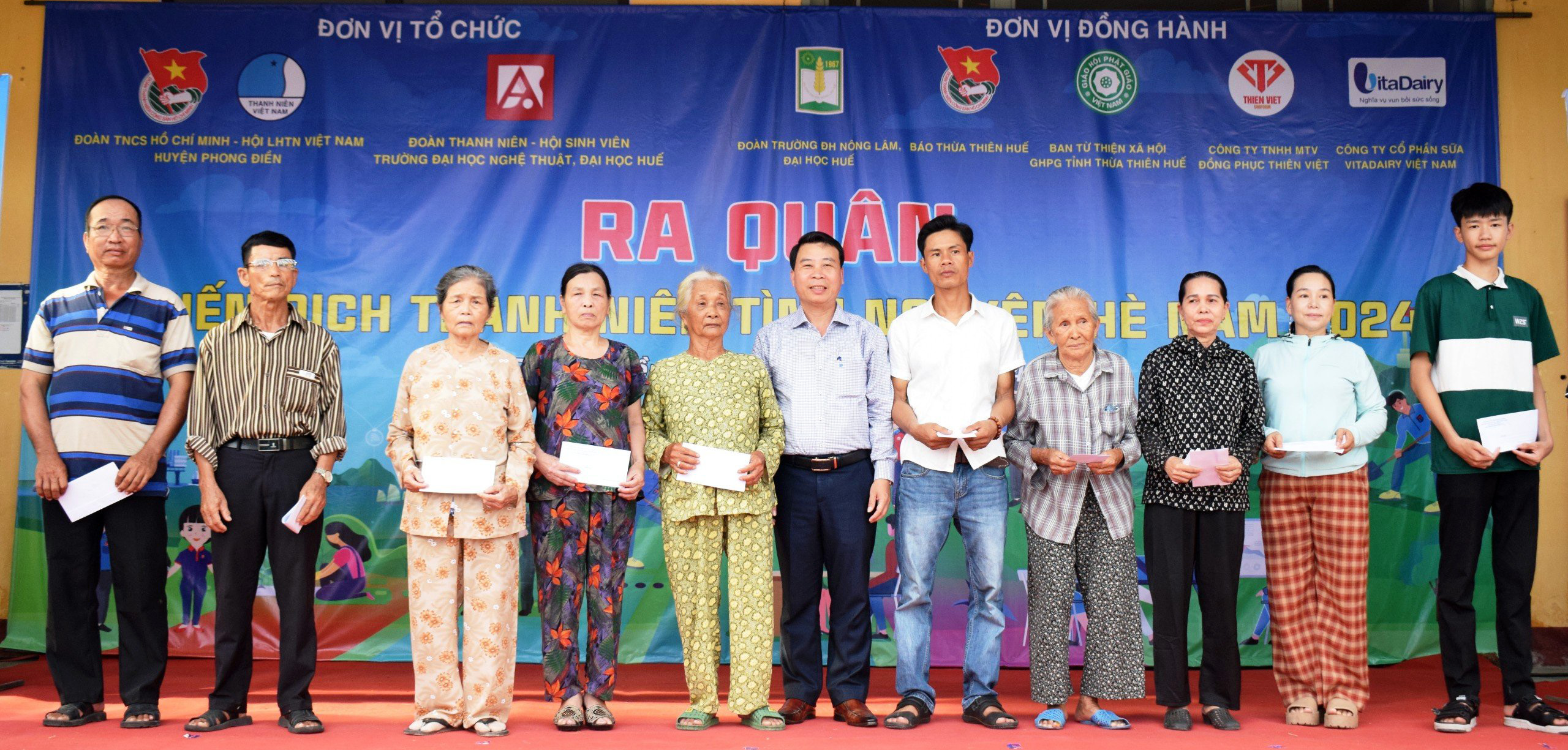 Nhiều hoạt động ý nghĩa tại Chiến dịch thanh niên tình nguyện hè ở Phong Điền