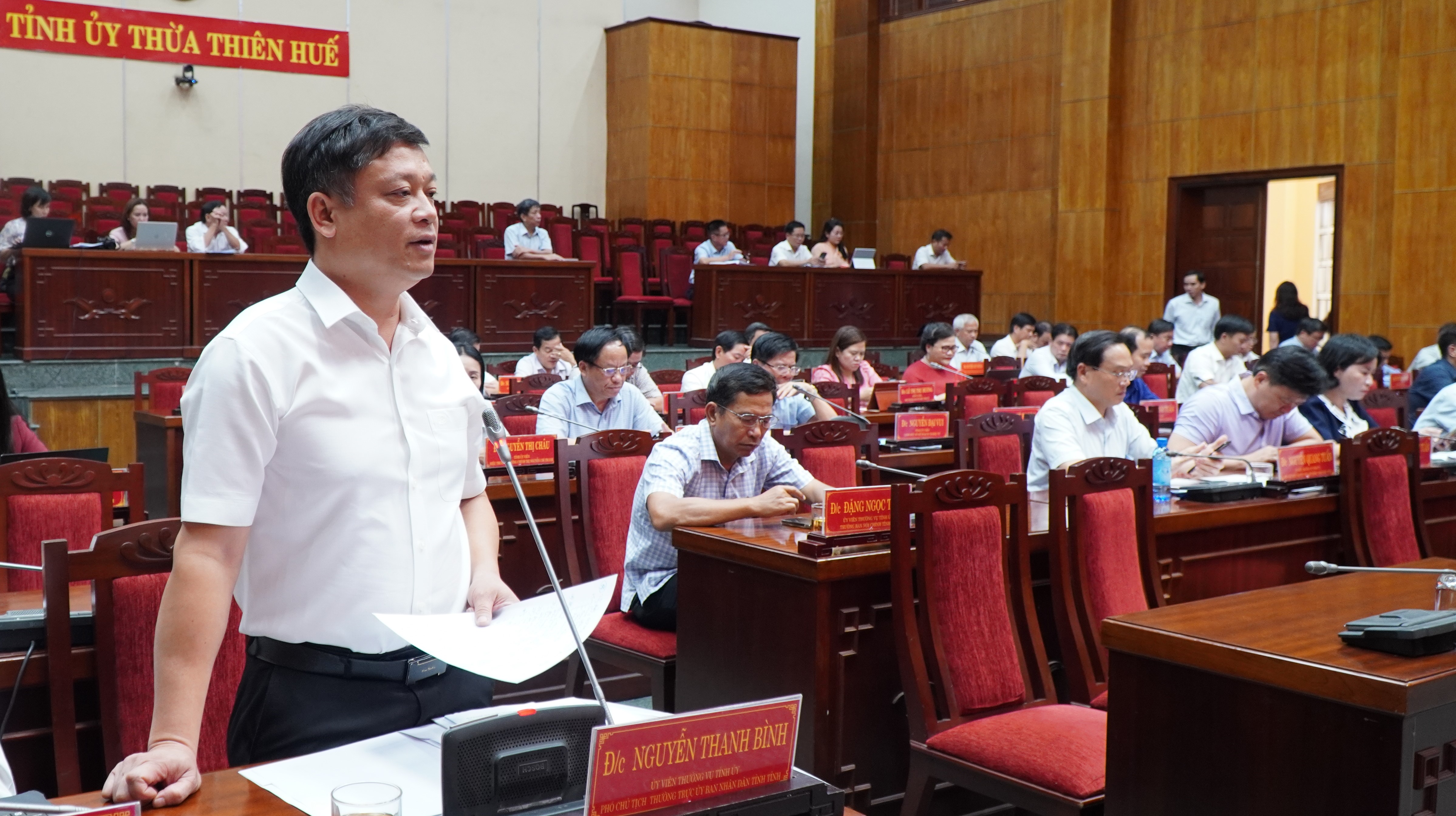 Hội nghị Tỉnh ủy lần thứ 15 
Xác định thực hiện hiệu quả 5 nhóm vấn đề, chú trọng 15 nhiệm vụ trọng tâm