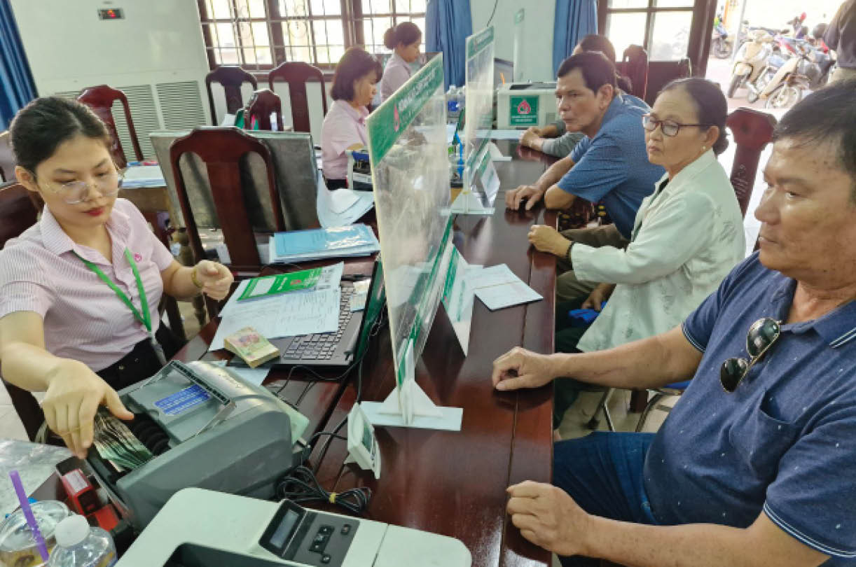 Kéo gần khả năng tiếp cận tín dụng