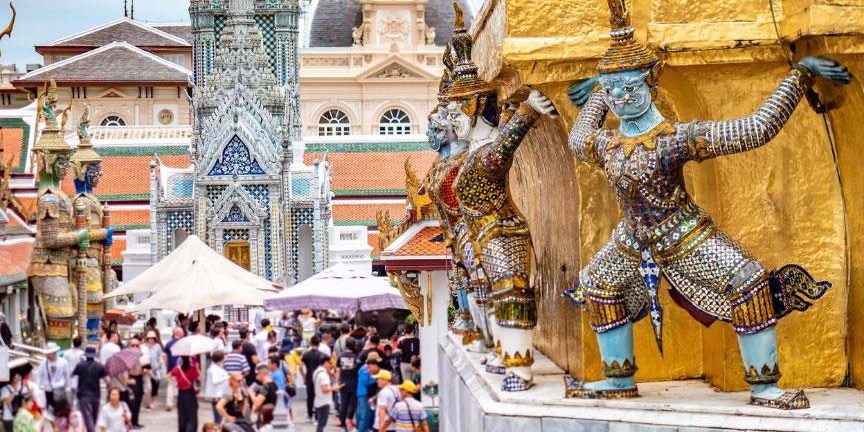 ASEAN+3 tăng trưởng ổn định nhờ xuất khẩu, du lịch và nhu cầu nội địa tăng