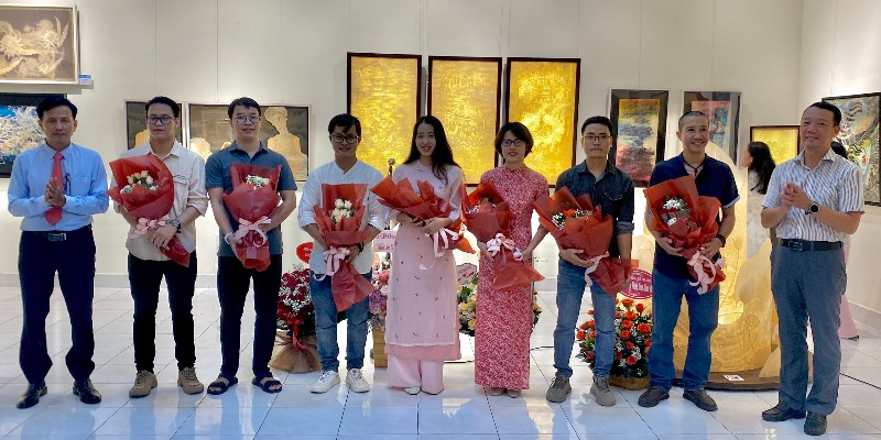 Khai mạc triển lãm tranh Trúc Chỉ “Giao của mùa – Cảm ơn mùa hè”