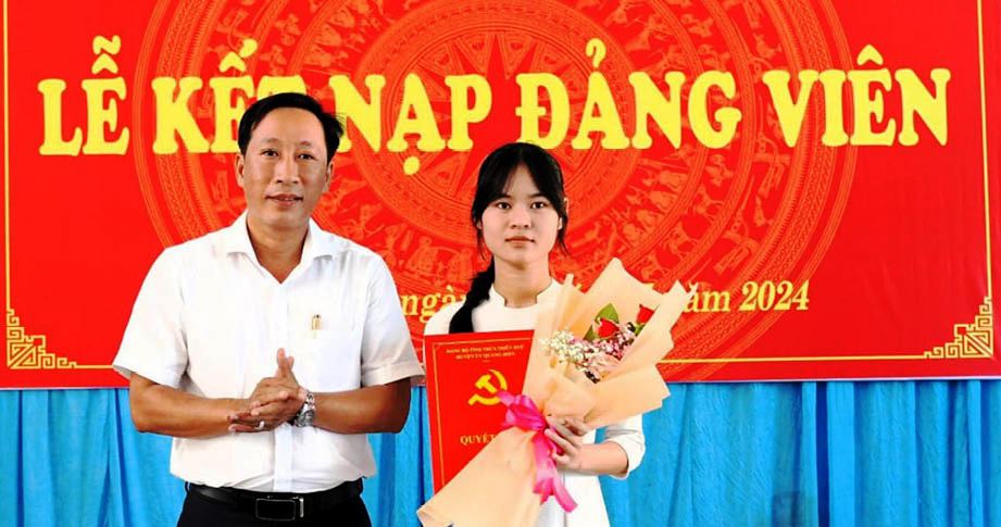 Quảng Điền chú trọng phát triển đảng viên là học sinh