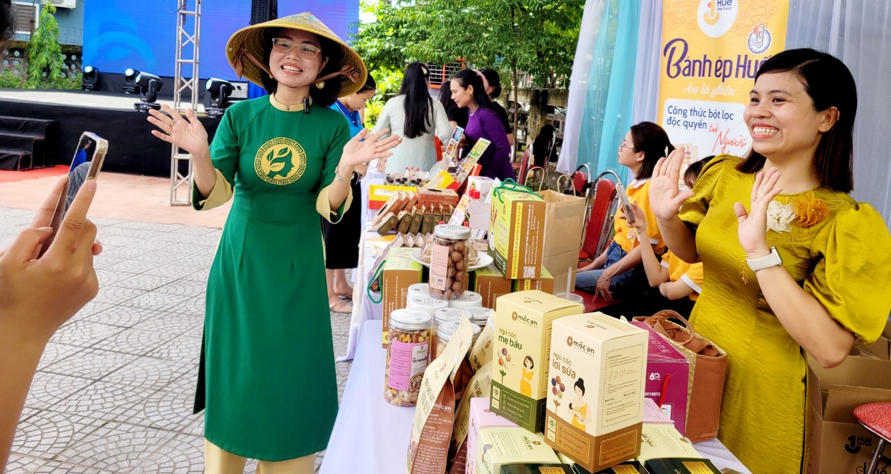 Khai mạc Ngày hội Thương mại điện tử Hue E-commerce Day lần thứ 2