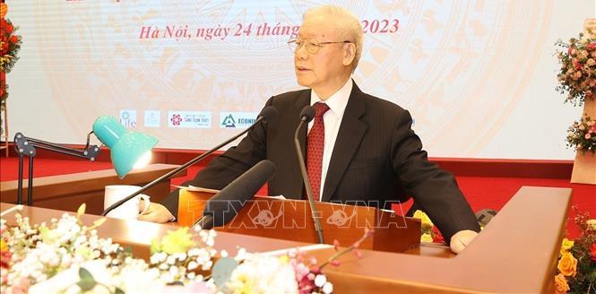 Tổng Bí thư Nguyễn Phú Trọng Người truyền lửa cho đội ngũ trí thức