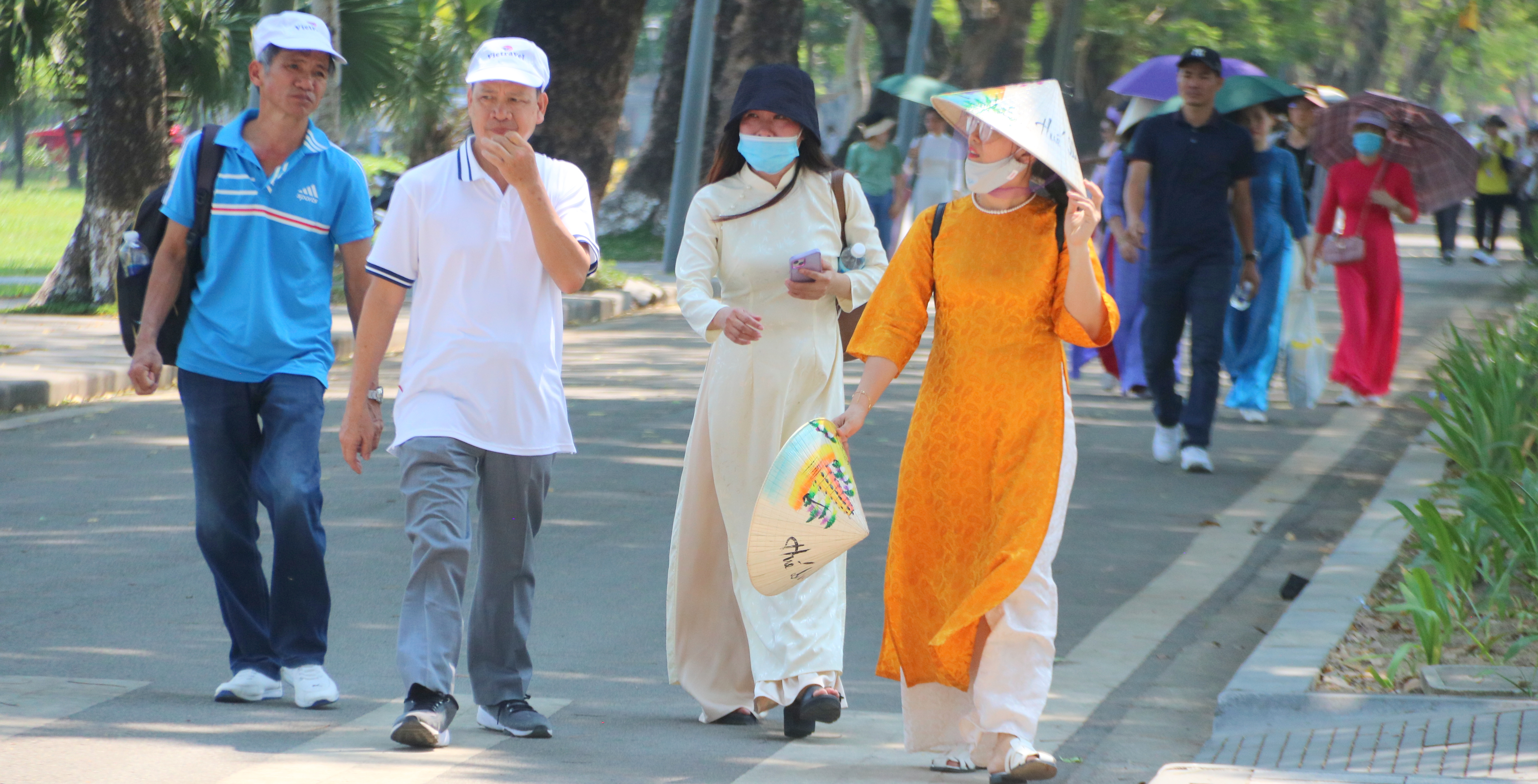 Cẩn trọng để gìn giữ và lan tỏa hình ảnh du lịch