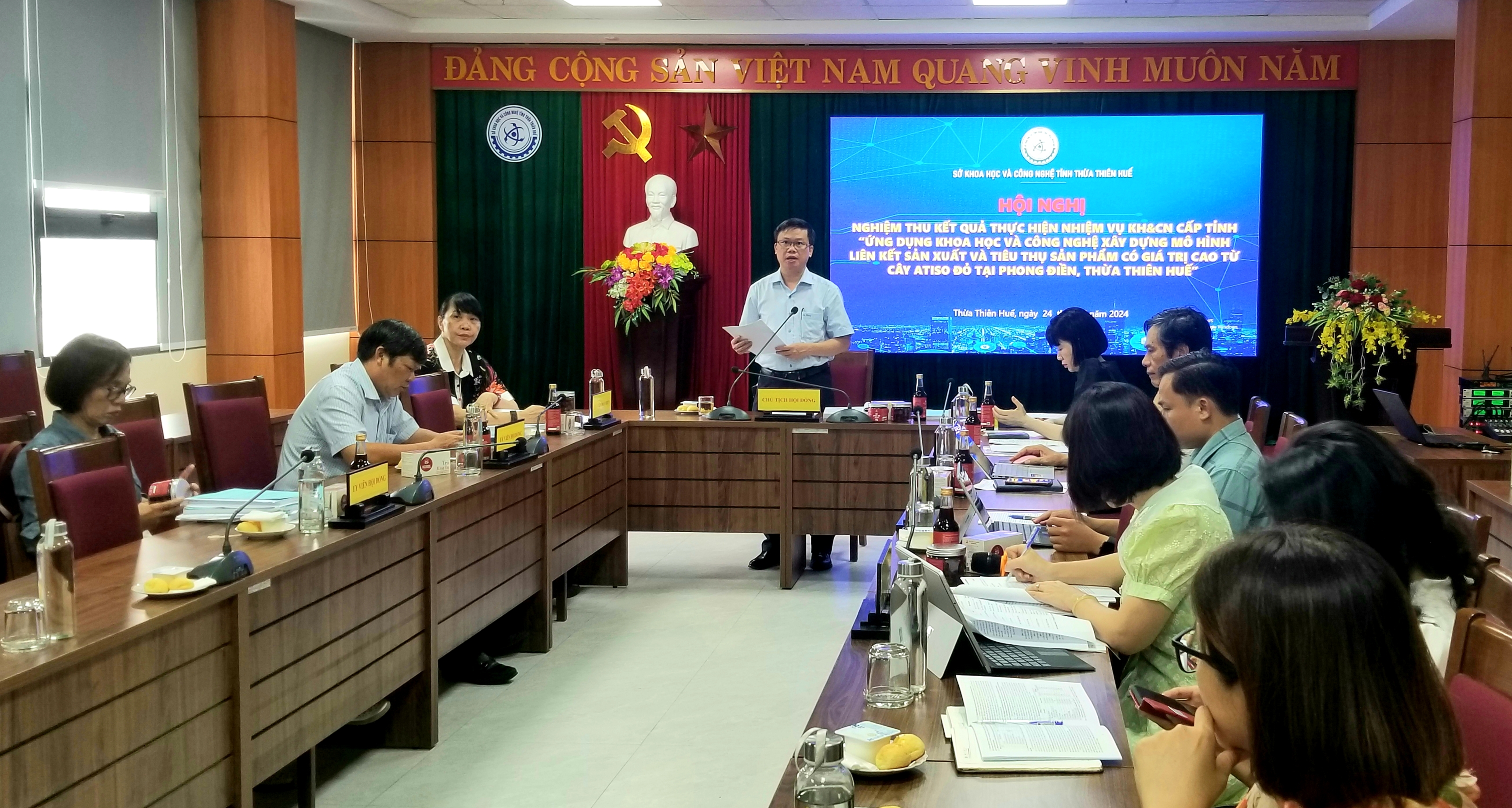 Liên kết sản xuất và tiêu thụ sản phẩm có giá trị cao từ cây atiso đỏ