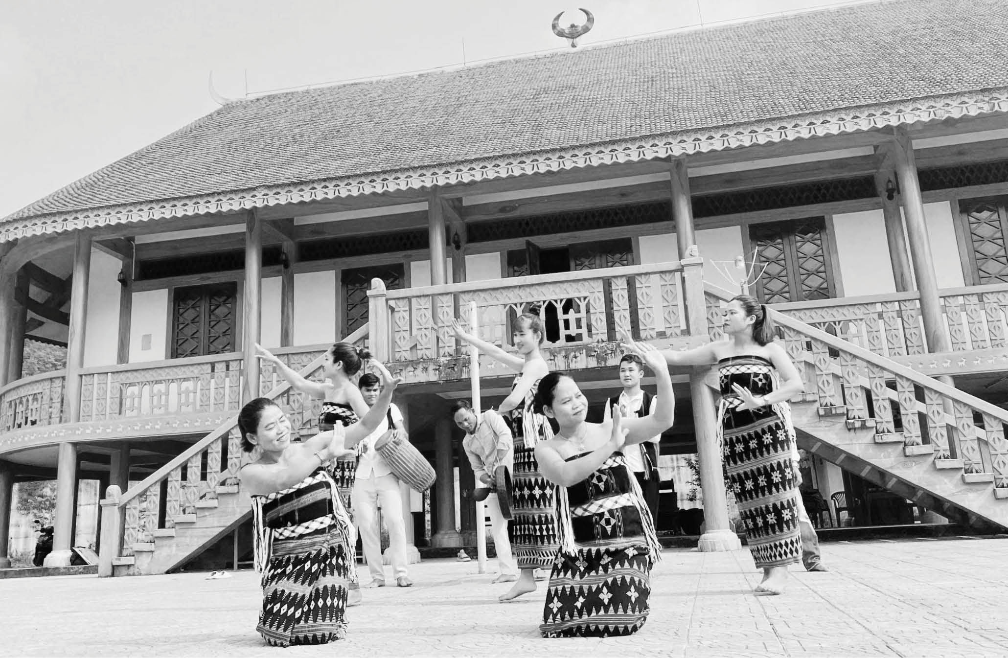 Hai công trình đậm dấu ấn của Tổng Bí thư ở Hồng Hạ