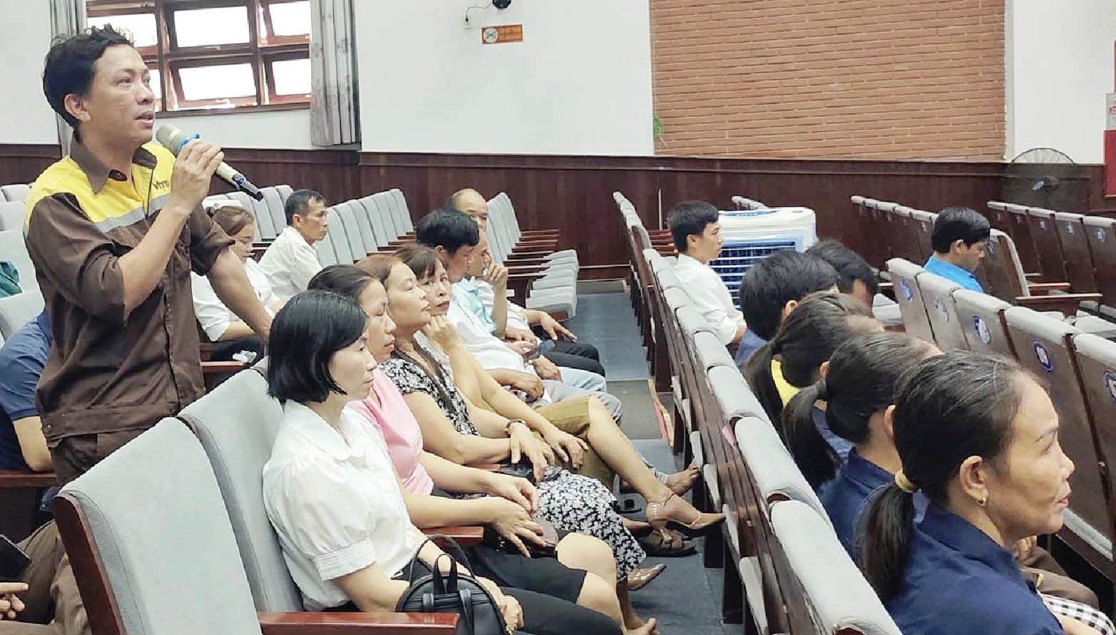 Xây dựng quan hệ lao động hài hòa