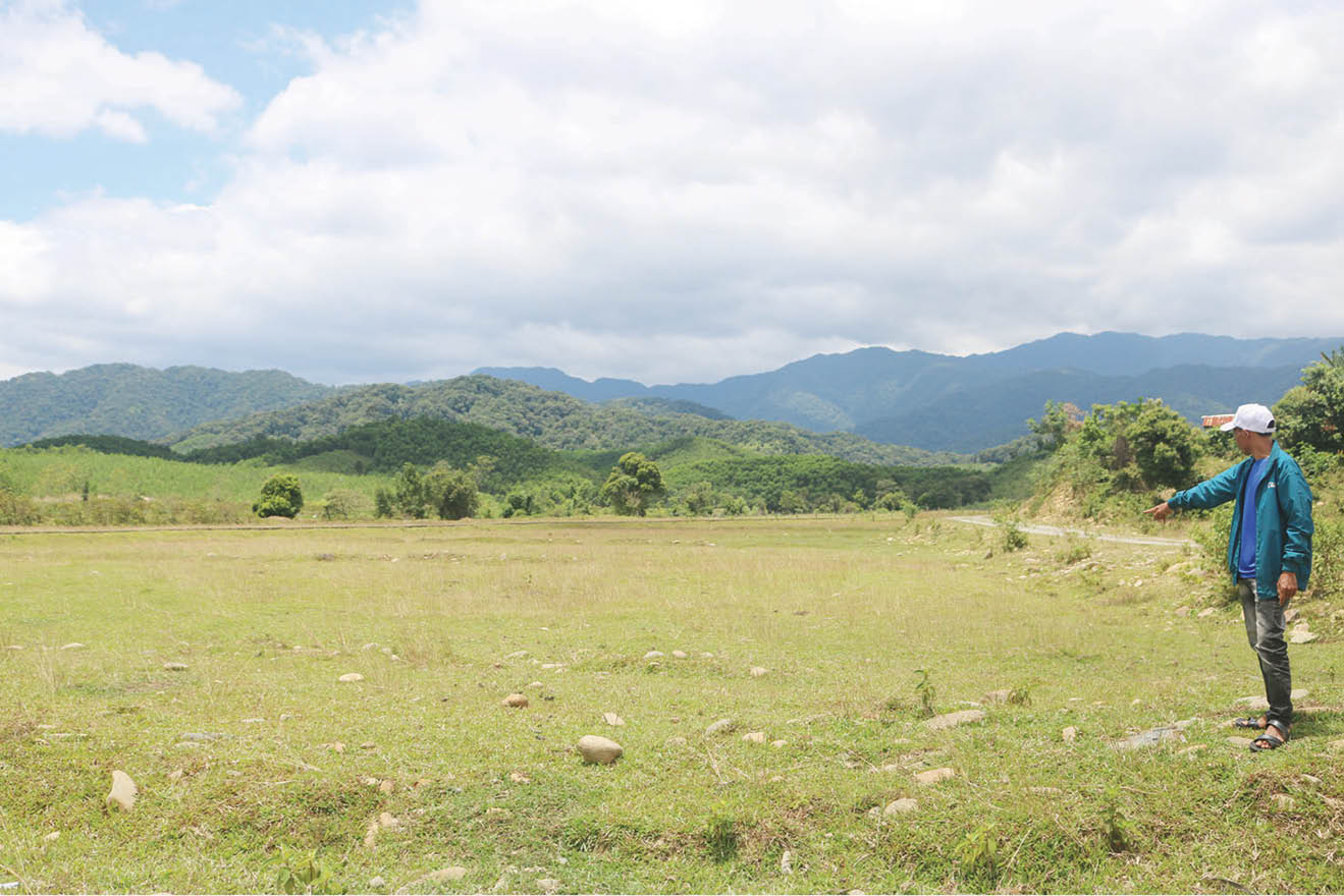 Hỗ trợ người dân khu tái định cư Hồng Thượng