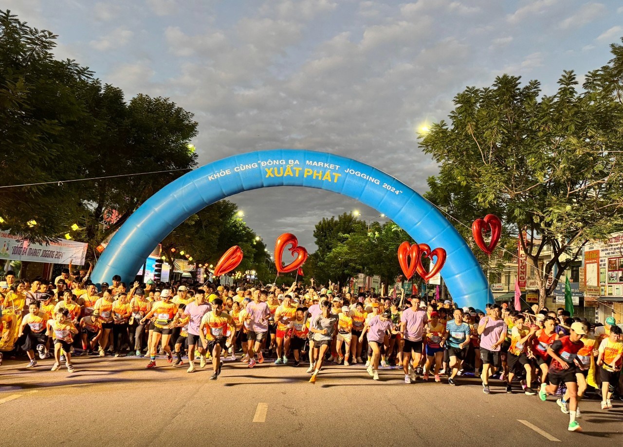 Sôi nổi cùng “Đông Ba Market Jogging 2024”