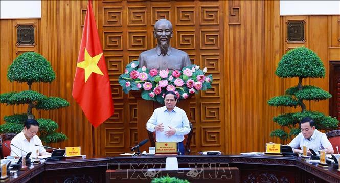 Thủ tướng Phạm Minh Chính Sửa luật, giải quyết những vấn đề cấp bách