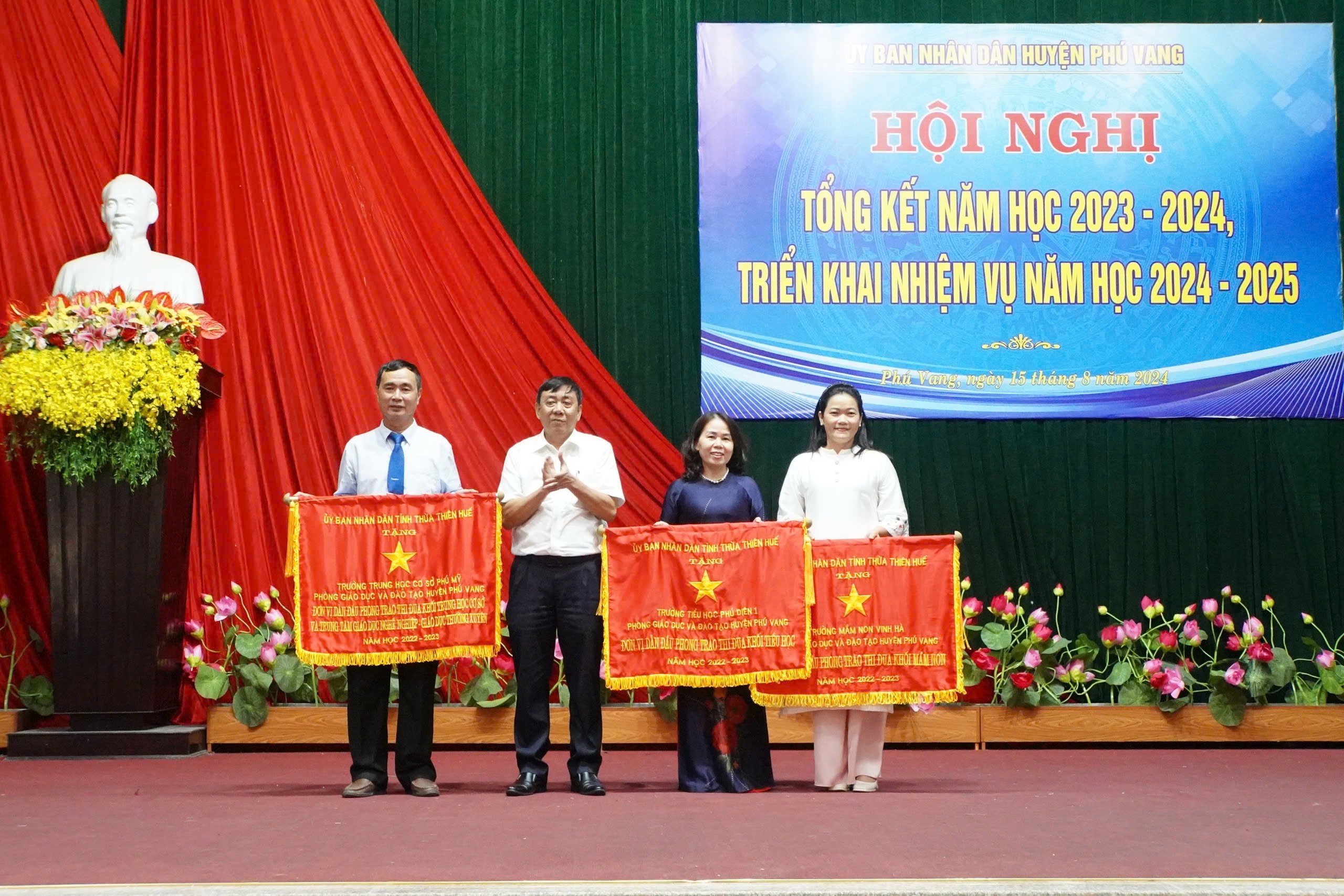 Tăng cường ứng dụng công nghệ thông tin trong giáo dục