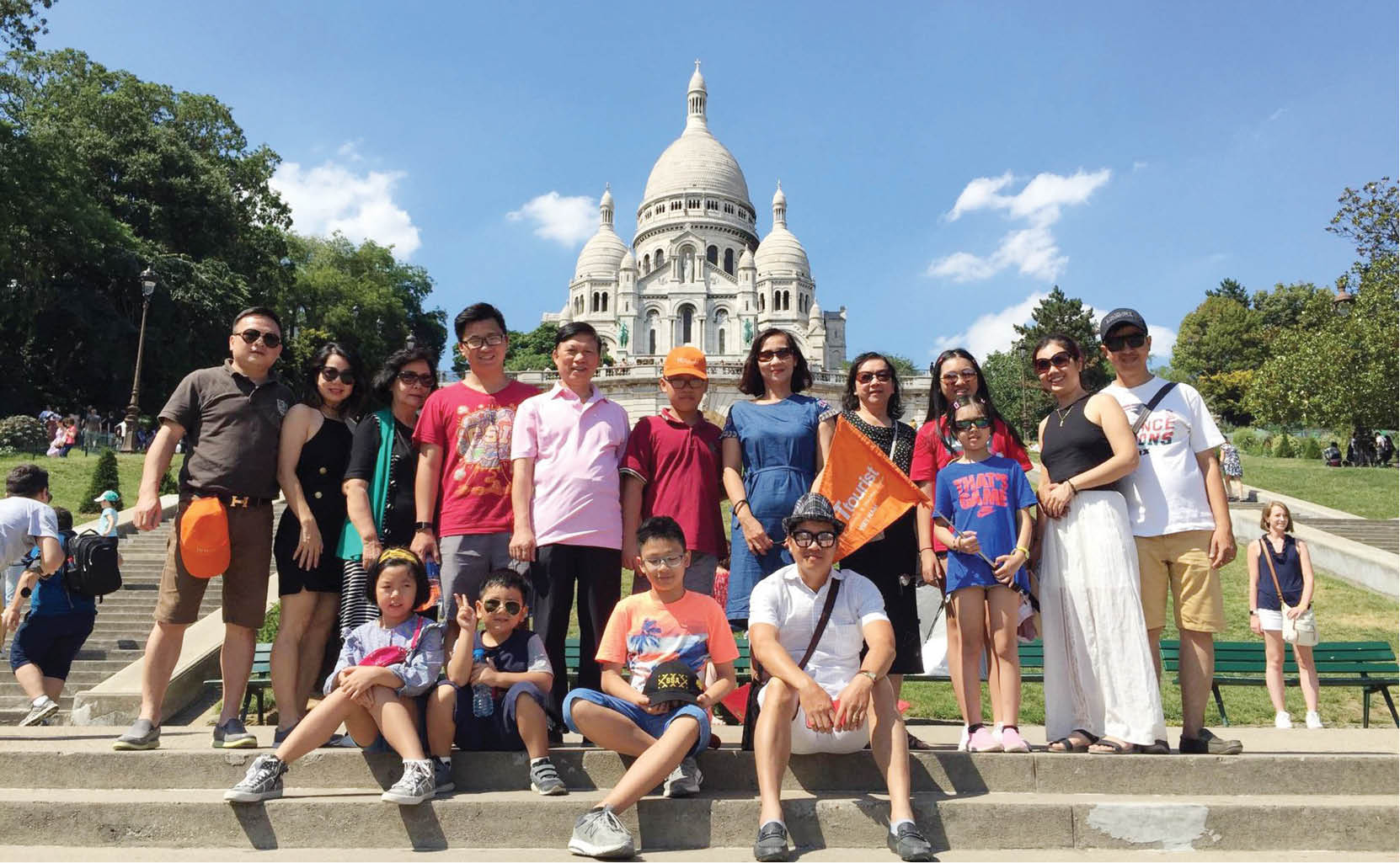 Dòng khách và tâm lý du lịch đang co dần vì “du lịch hiện tại quá đắt đỏ”