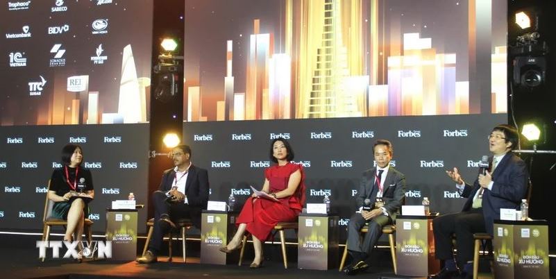 Chuyên gia bàn chiến lược đón đầu xu hướng kinh doanh trong 12 tháng tới