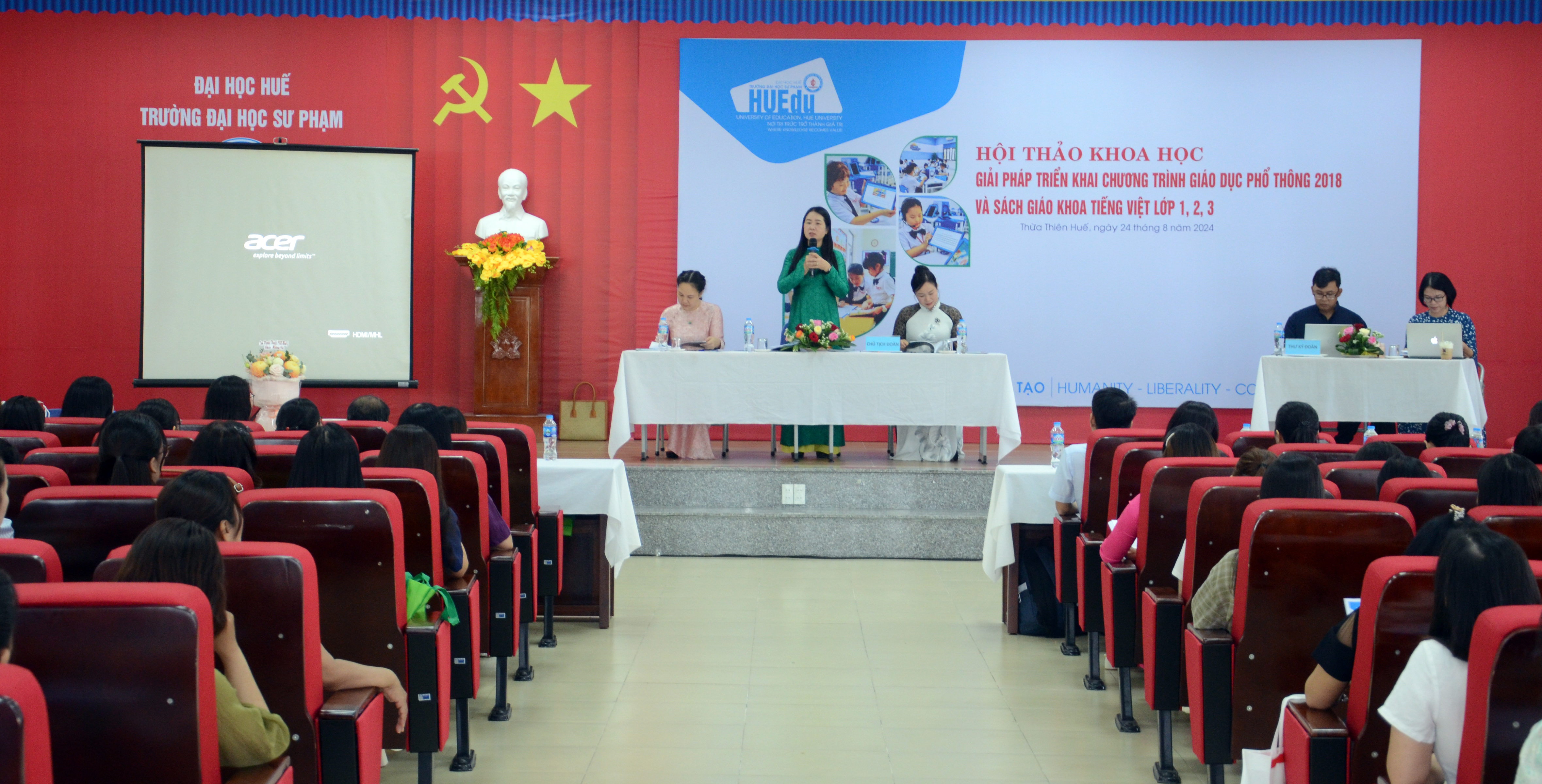 “Giải pháp triển khai chương trình giáo dục phổ thông 2018 và sách giáo khoa Tiếng Việt lớp 1, 2, 3”