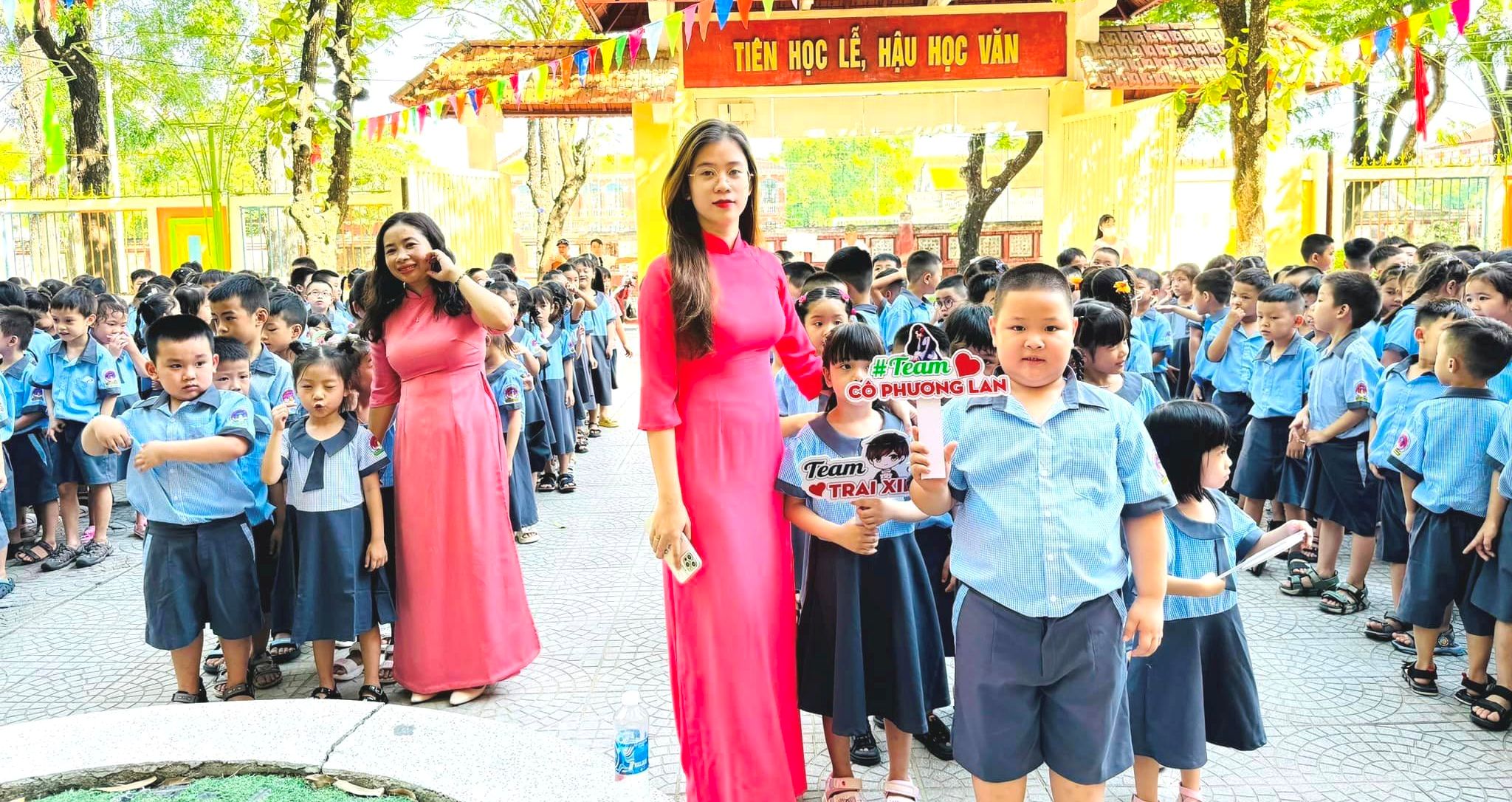 Học sinh các cấp tựu trường