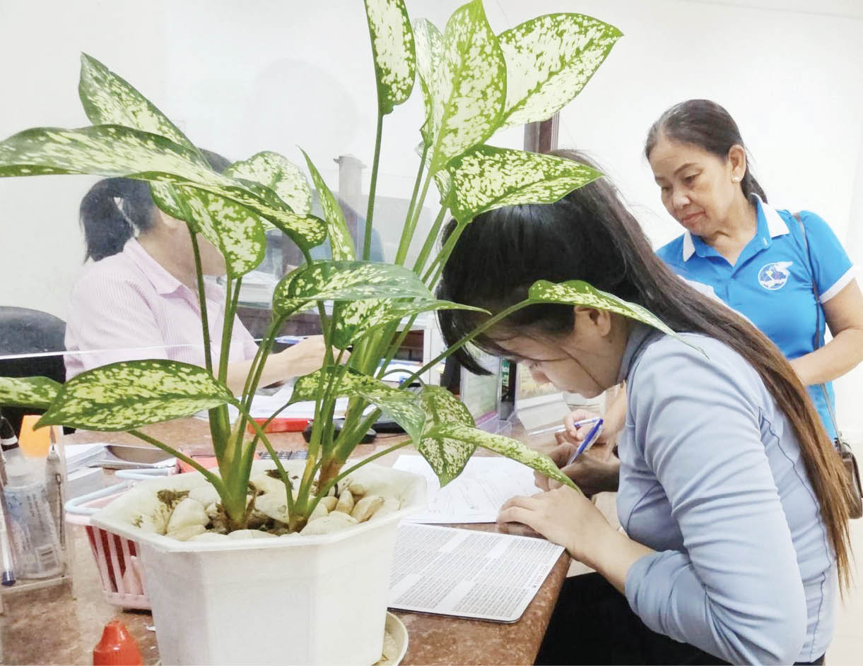 Trên bước đường hoàn lương