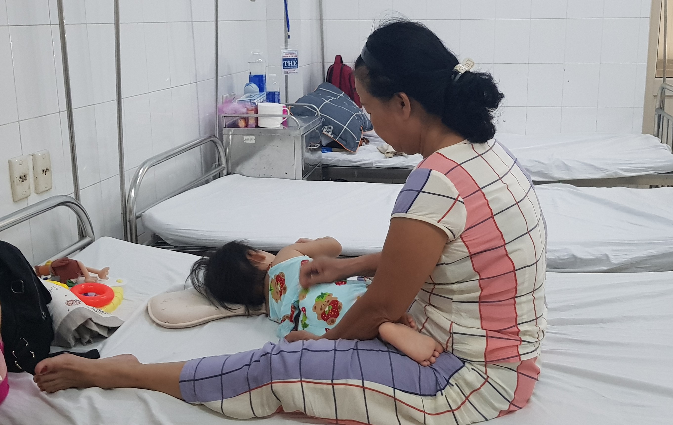 Cảnh báo bệnh tay chân miệng vào mùa tựu trường