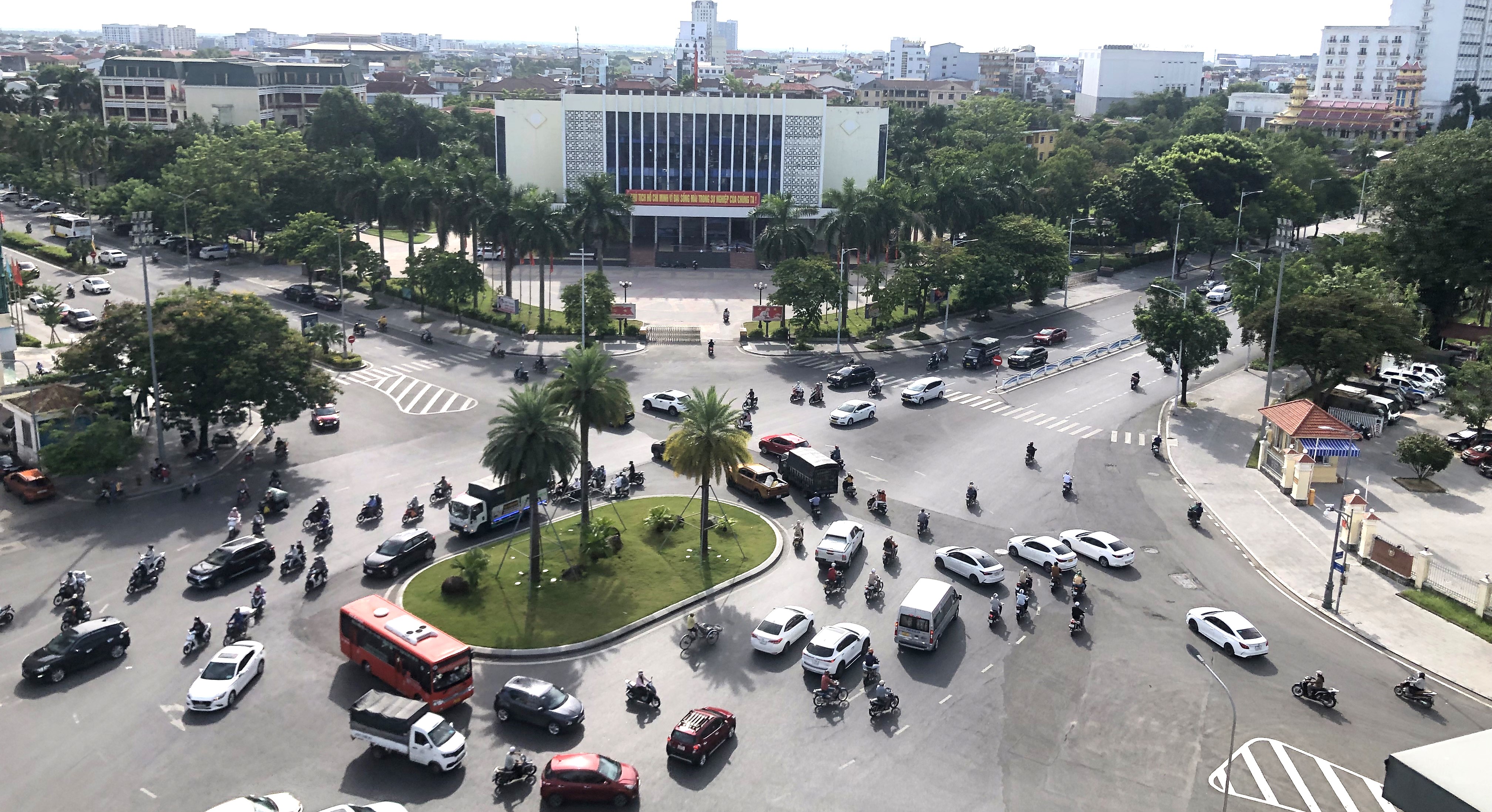 Công bố đường dây nóng phản ánh an toàn giao thông dịp nghỉ lễ 2 9 và dịp năm học mới