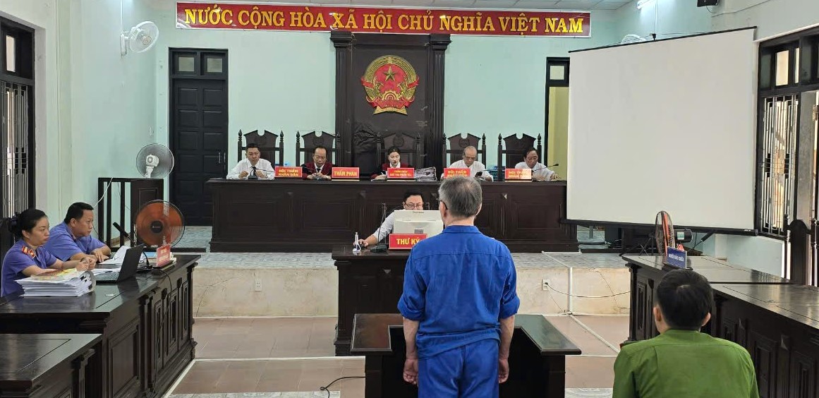 Nhận hơn 2,5 tỷ đồng để “kêu oan”, đối tượng lừa đảo lĩnh án 13 năm tù