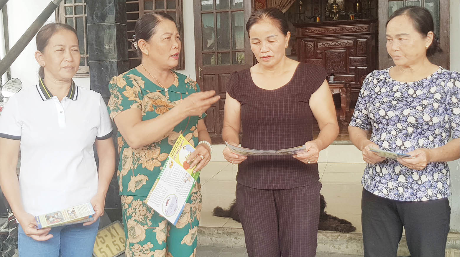 Nhân viên y tế tổ dân phố Tâm tư chuyện phụ cấp