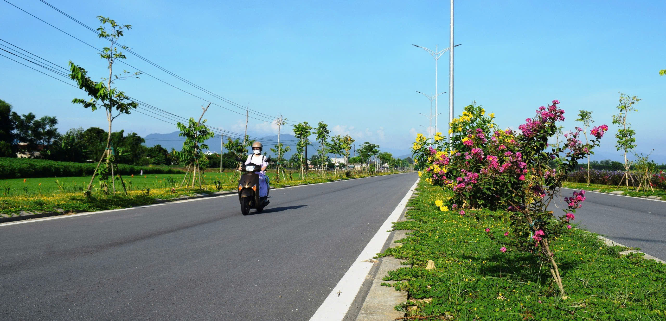 Phong Điền có 2 xã đạt chuẩn nông thôn mới nâng cao