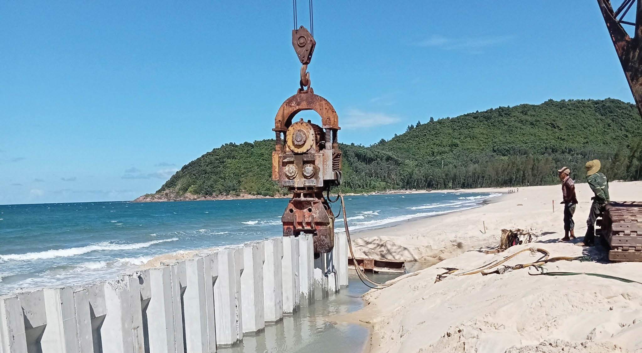 Đảm bảo an toàn thi công mùa mưa bão