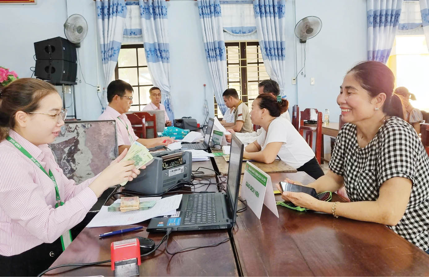 Những “cánh tay nối dài” đầy trách nhiệm