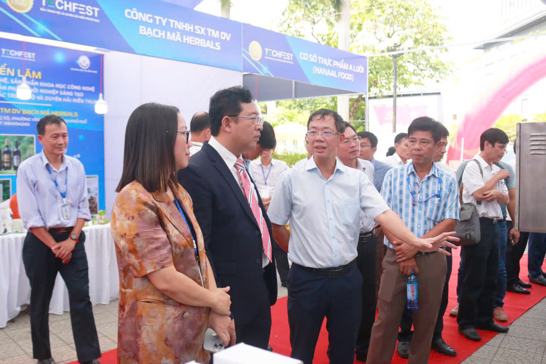 HueWACO tham dự ngày hội khởi nghiệp sáng tạo