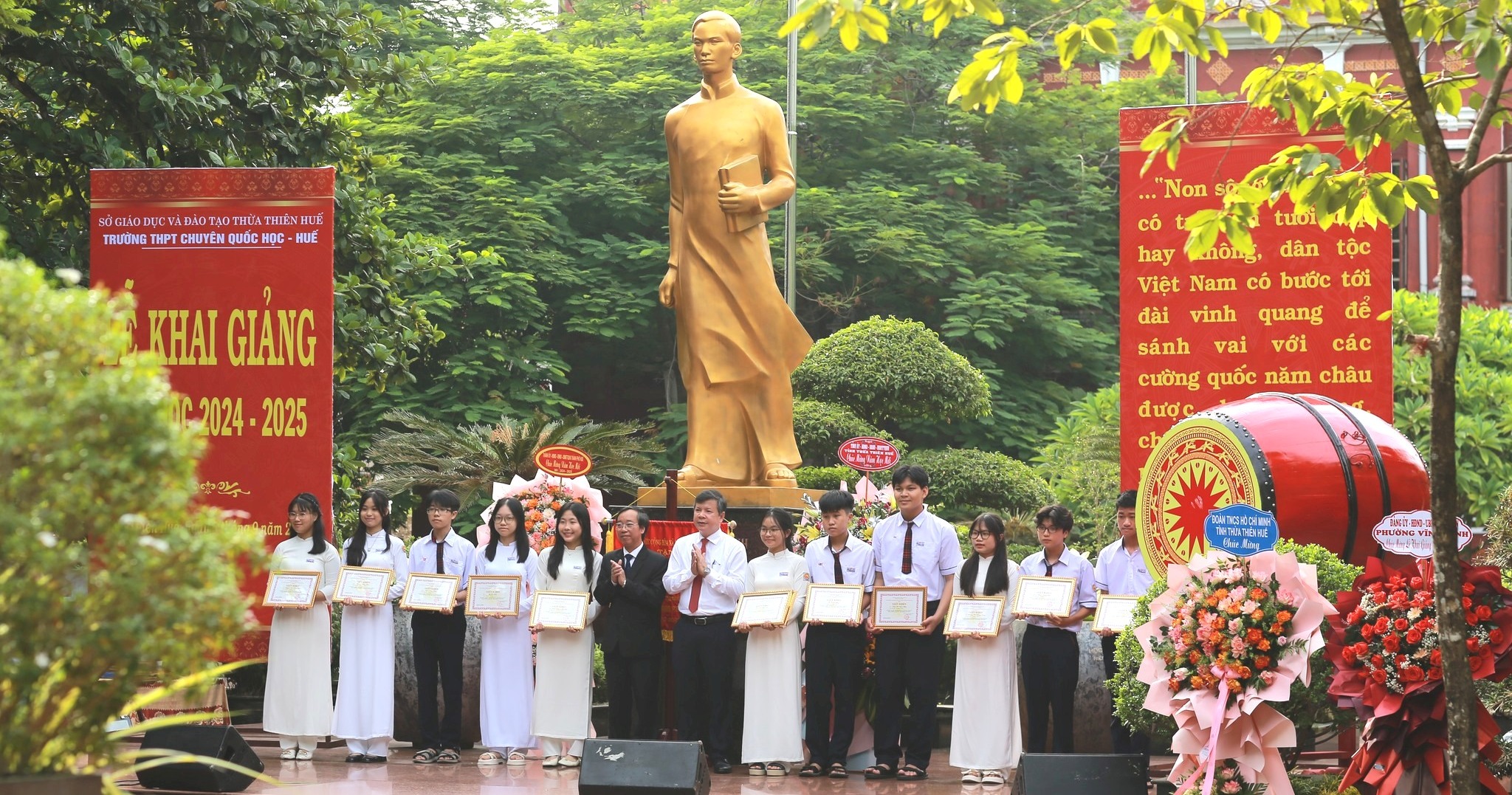 Trường THPT chuyên Quốc Học - Huế trở thành thành viên của mạng lưới LabelFrancÉducation Pháp