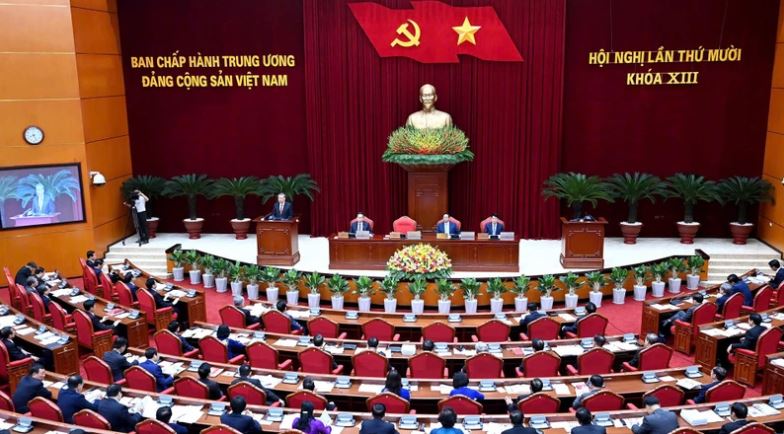 Ngày làm việc thứ nhất của Hội nghị Trung ương 10 khoá XIII