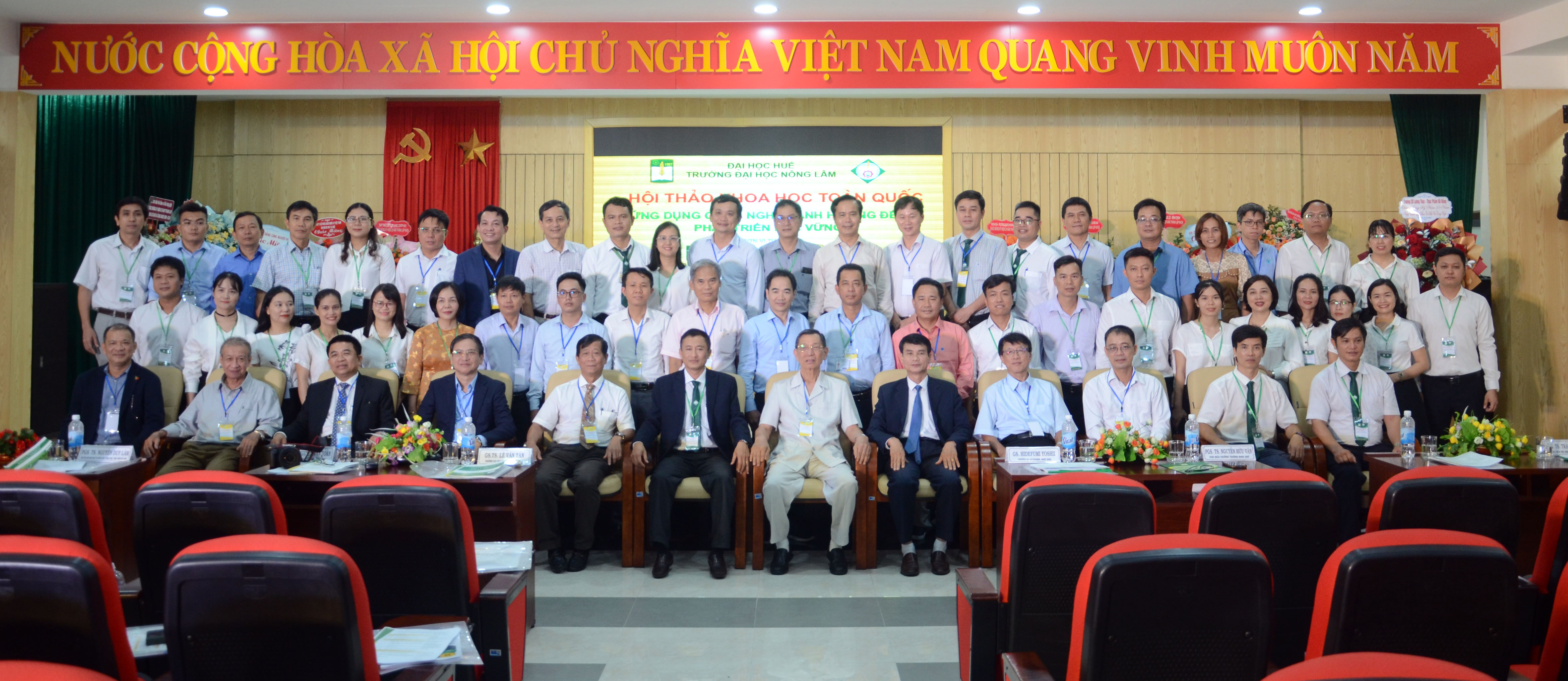 Ứng dụng công nghệ xanh để phát triển bền vững