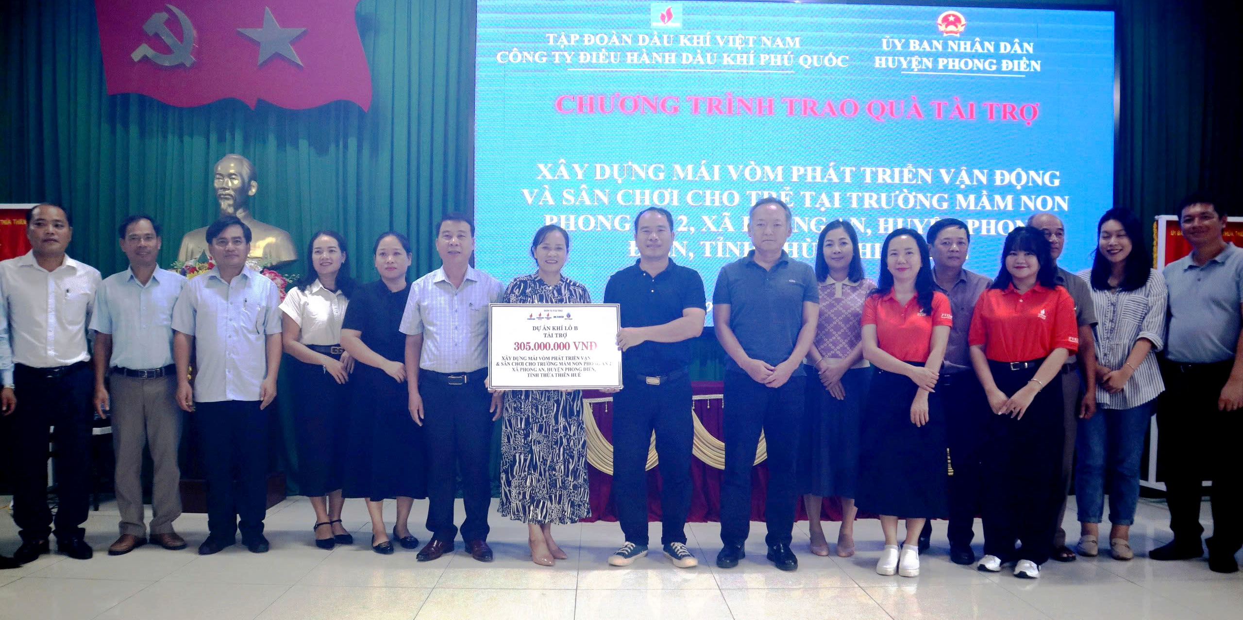 Hỗ trợ hơn 300 triệu đồng xây dựng khu vui chơi cho trẻ em Phong Điền