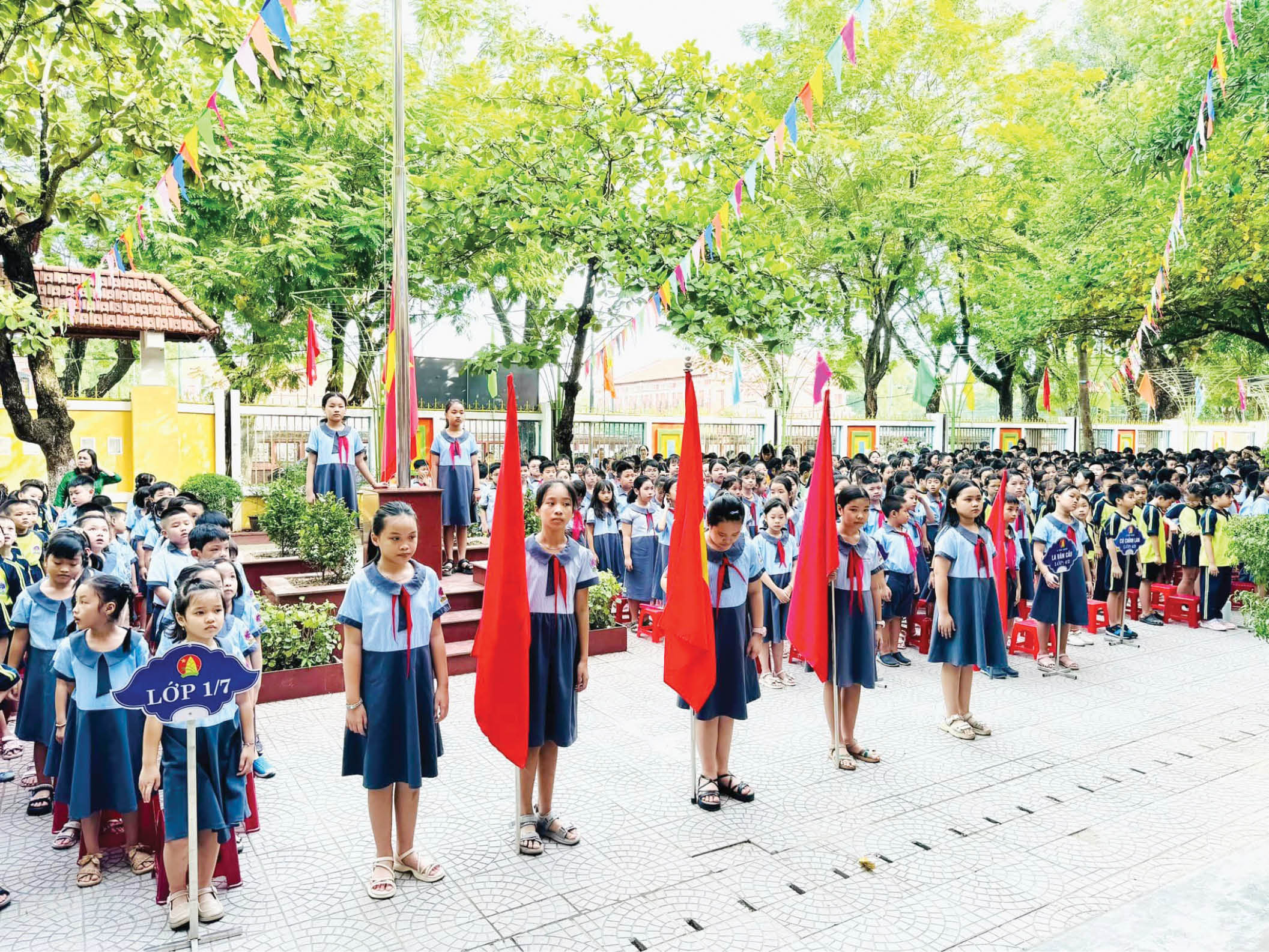 Tránh “lạm thu” đầu năm học