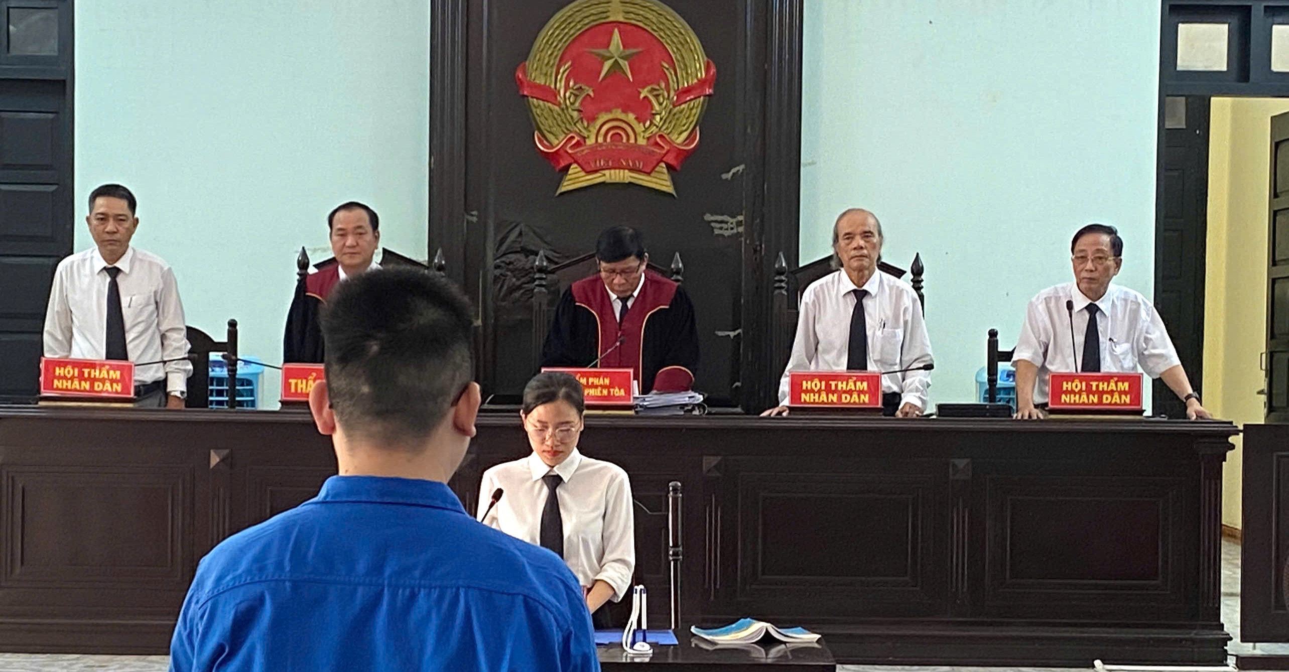 Lừa 500 triệu đồng để lo chạy án, lãnh án 7 năm tù