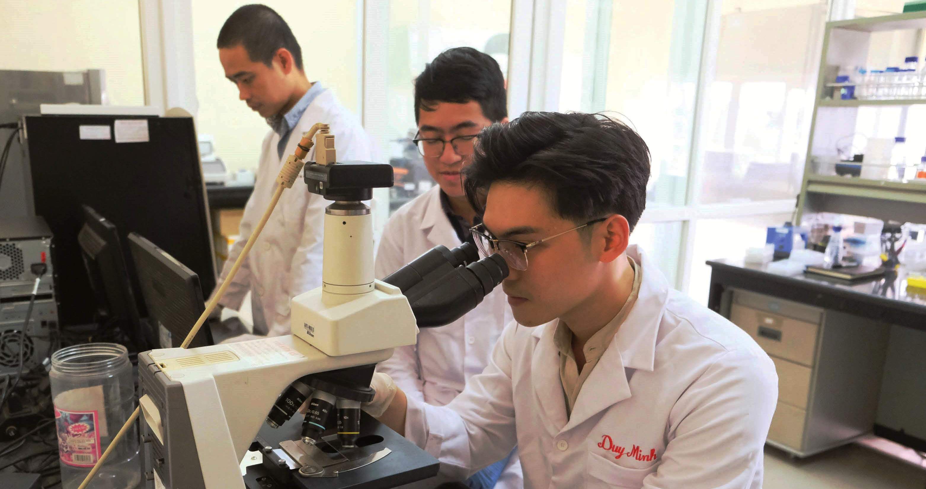 Hướng đến Trung tâm Công nghệ sinh học Quốc gia miền Trung