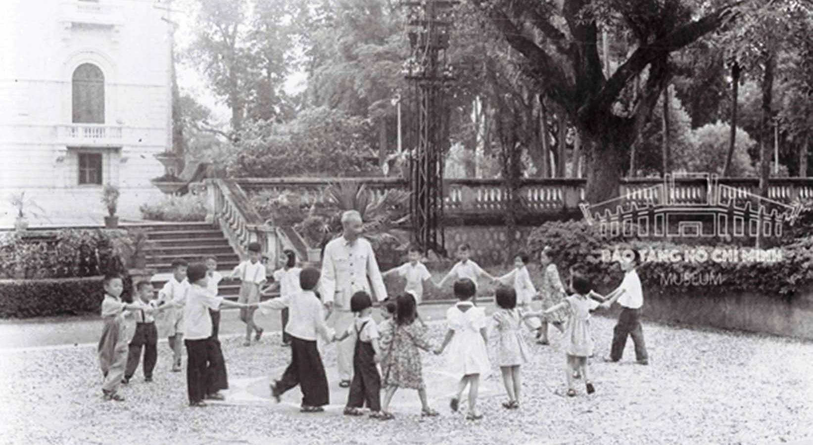 Năm điều Bác Hồ dạy Mãi là chuẩn phấn đấu của học sinh