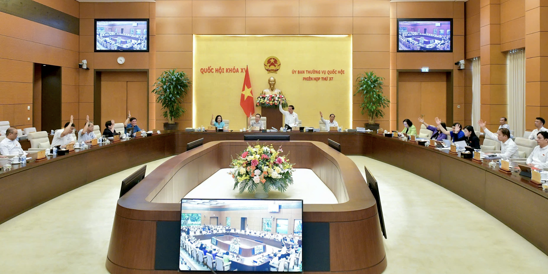 Ủy ban Thường vụ Quốc hội tán thành Đề án thành lập thành phố Huế trực thuộc Trung ương