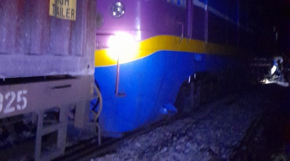 Tàu hỏa lại trật bánh tại khu vực Lăng Cô