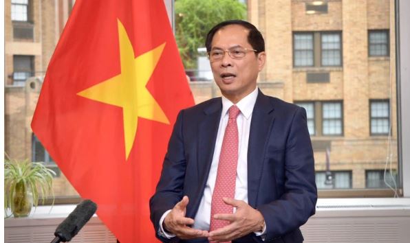 Phó Thủ tướng, Bộ trưởng Ngoại giao Bùi Thanh Sơn trả lời phỏng vấn trước chuyến công tác của Tổng Bí thư, Chủ tịch nước Tô Lâm