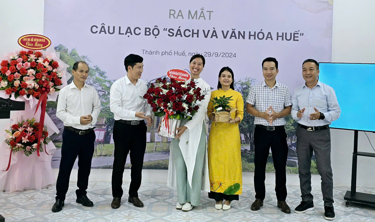 Ra mắt Câu lạc bộ Sách và Văn hóa Huế