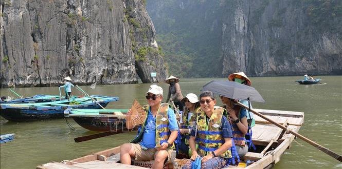 Du lịch miền Bắc tìm cách phục hồi sau bão lũ