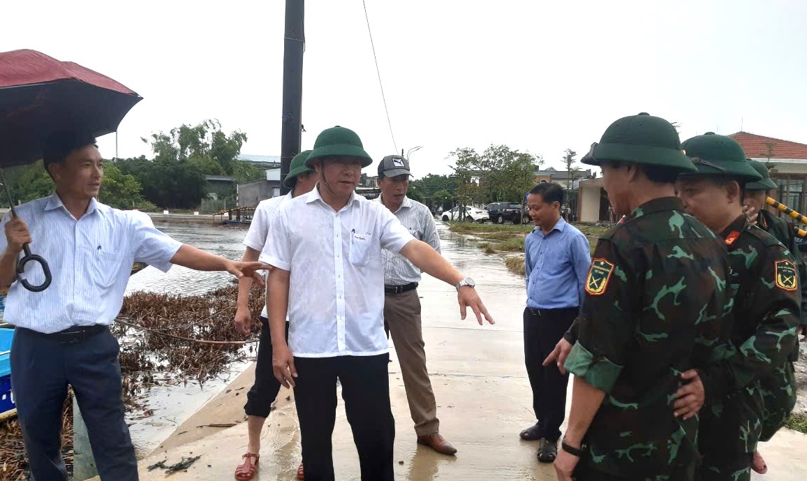 Trực tiếp về ngay địa bàn để lãnh, chỉ đạo phòng, chống bão lụt