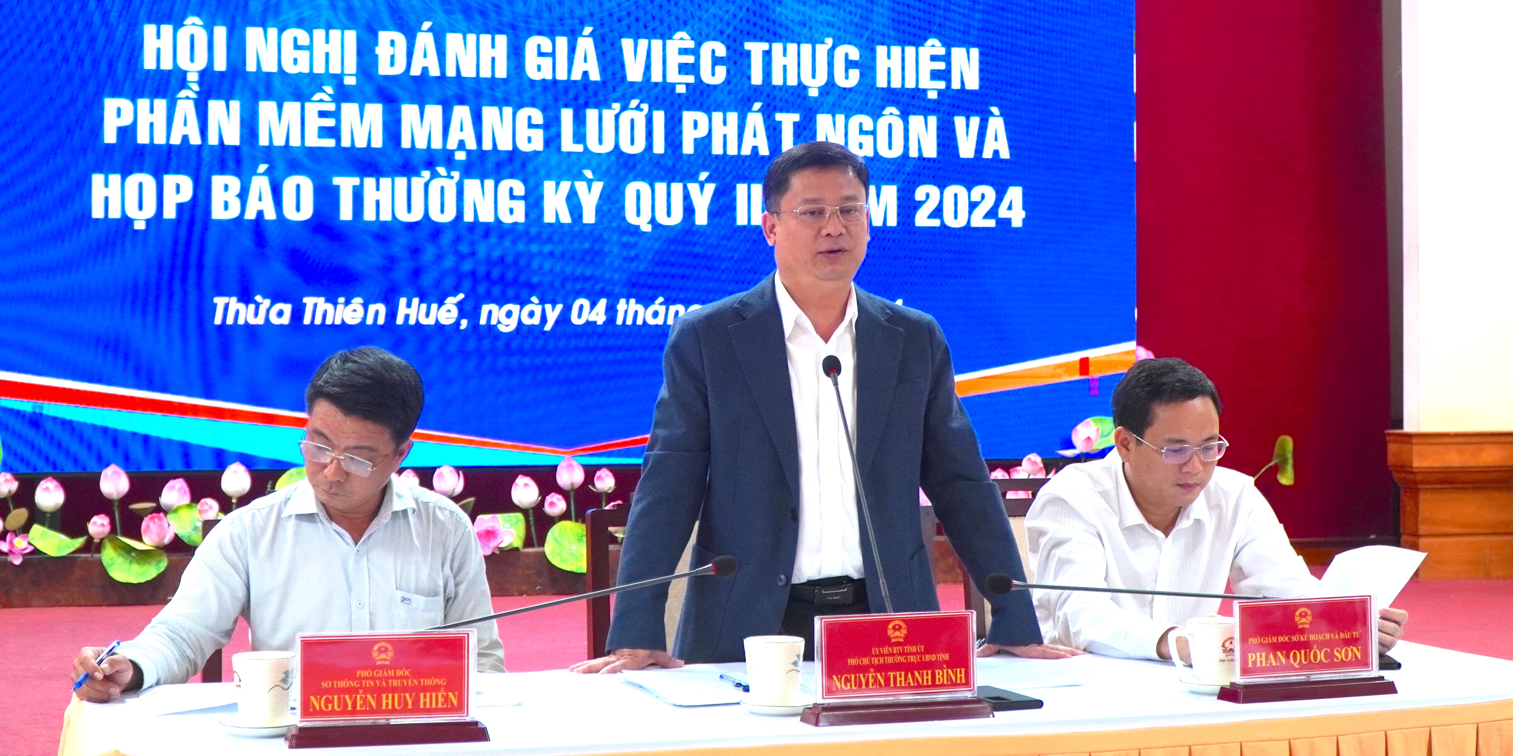 Tạo điều kiện tốt nhất để các phóng viên, nhà báo tác nghiệp