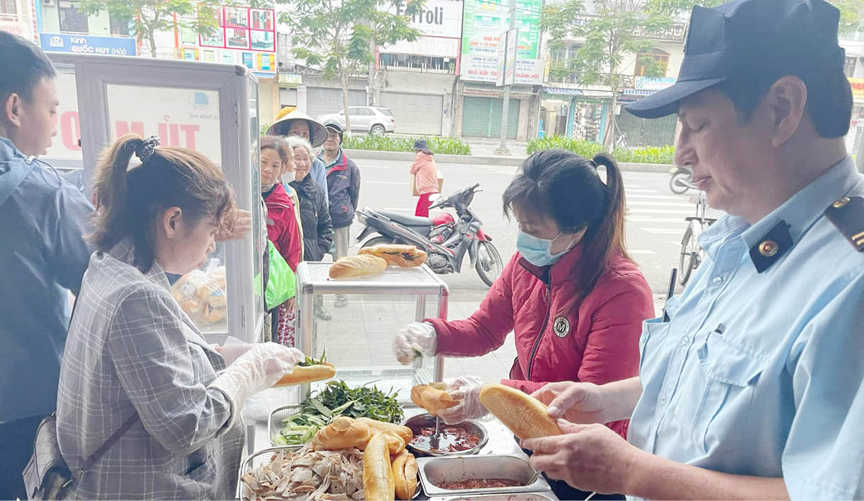 Đồng hành xây dựng hình ảnh chợ Đông Ba