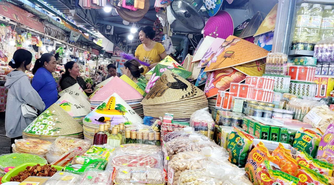 TP Huế triển khai ứng dụng eTax Mobile đối với 11 000 hộ kinh doanh