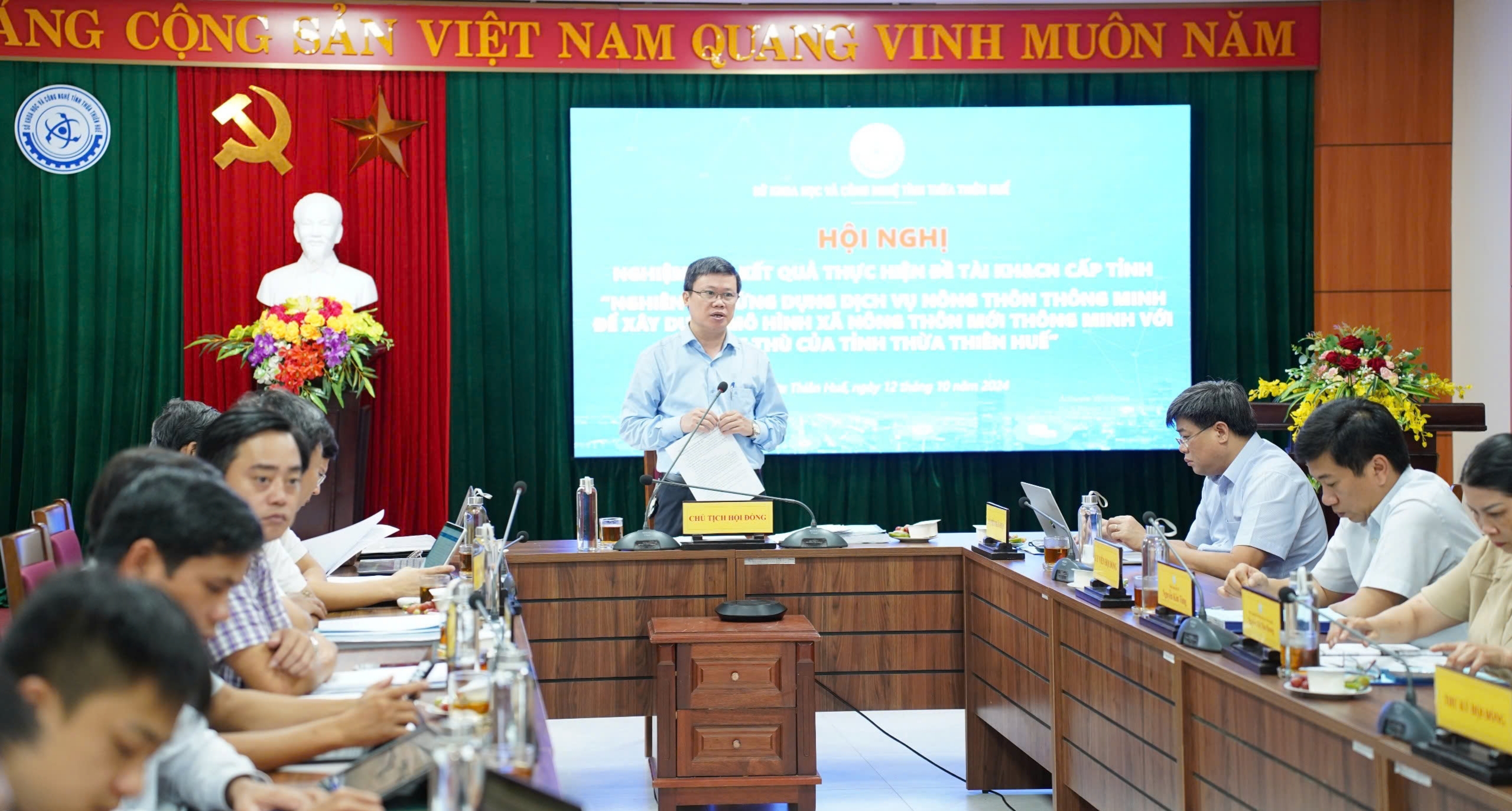 Ứng dụng dịch vụ để xây dựng mô hình xã nông thôn mới thông minh