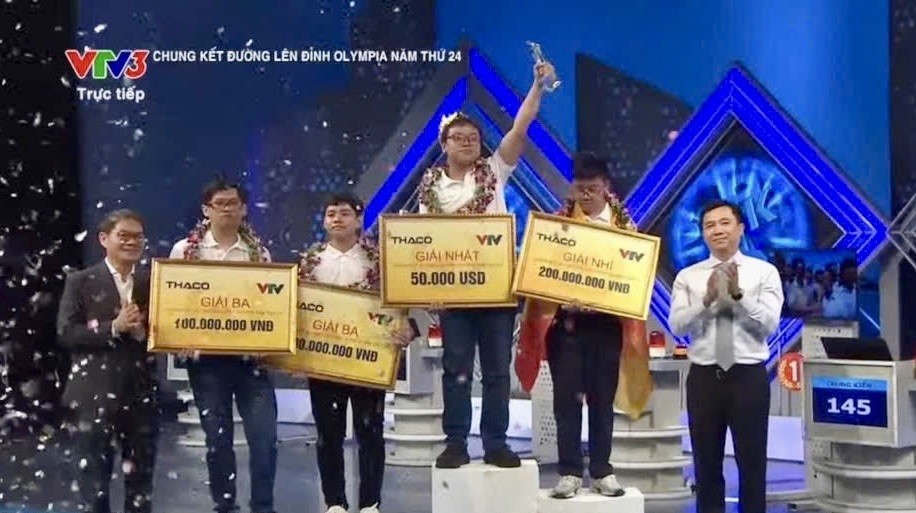 Vòng nguyệt quế dành cho Võ Quang Phú Đức-Nhà vô địch Olympia năm thứ 24