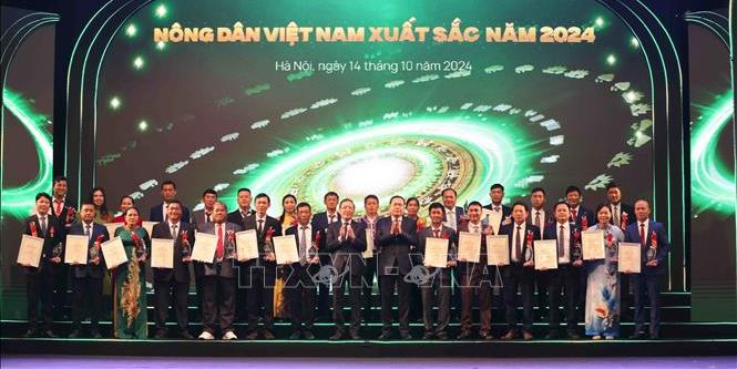 Tôn vinh Nông dân Việt Nam xuất sắc, HTX tiêu biểu toàn quốc 2024